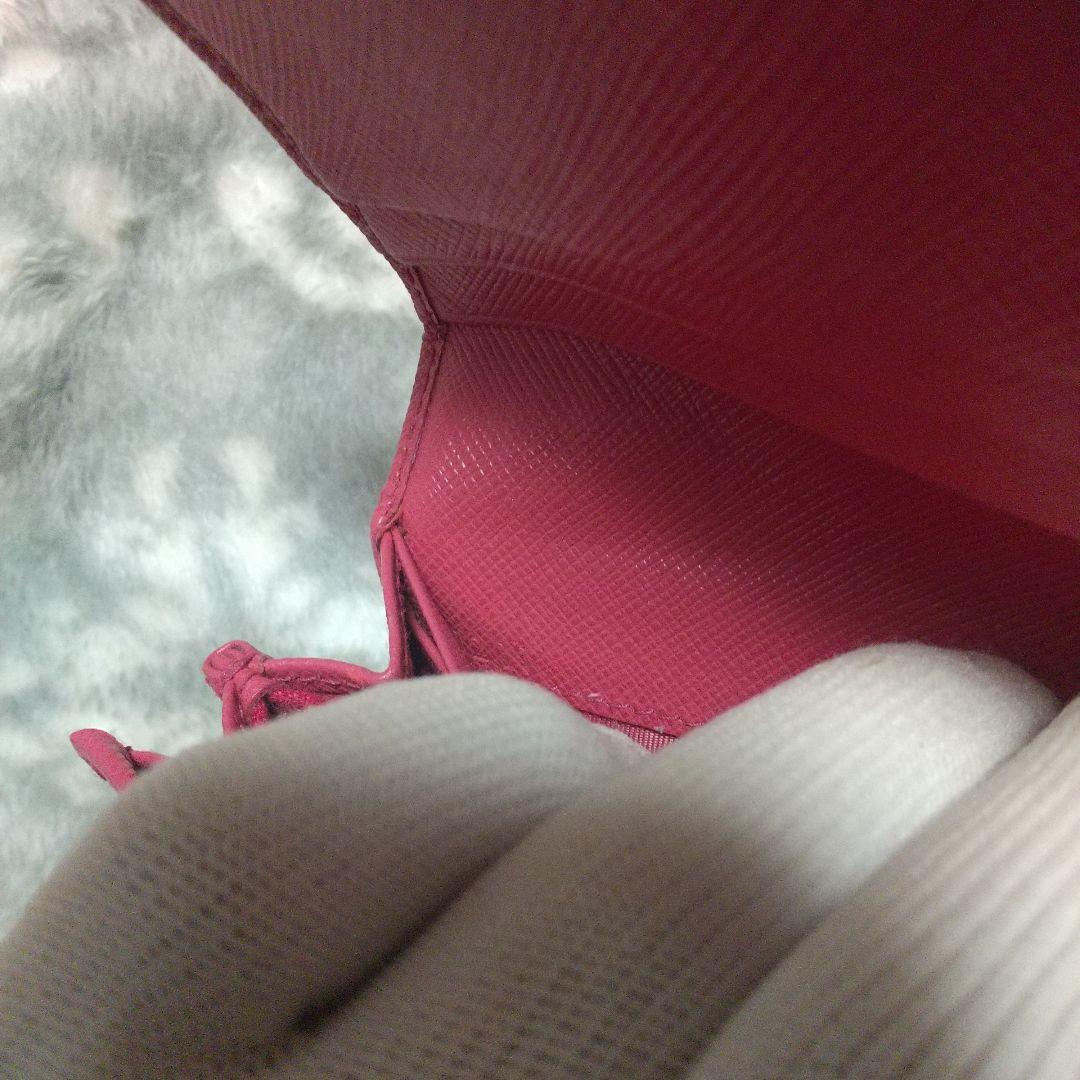 PRADAサフィアーノ レザーリボン付き 長財布 レッド系