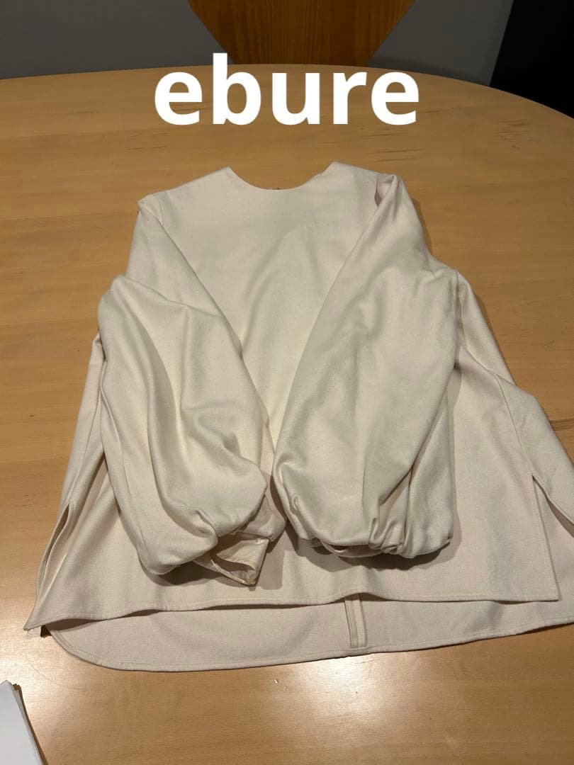 ebure アイボリー バルーン袖 トップス