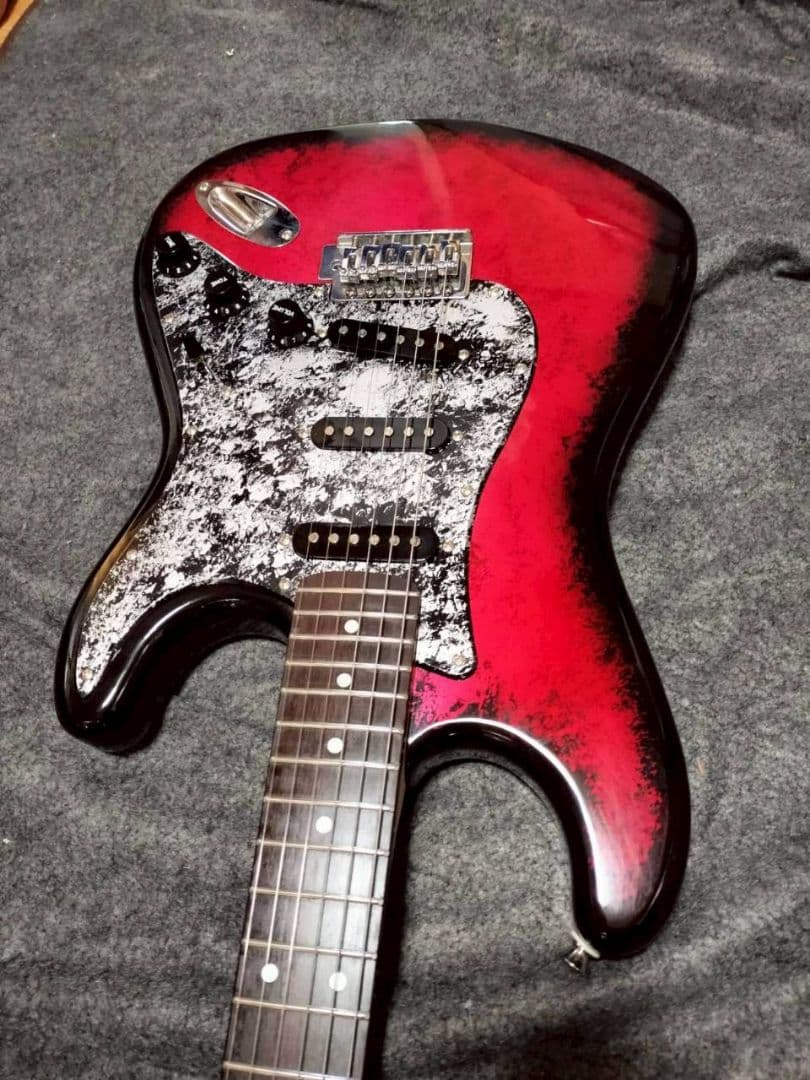 レッドラップカスタムペイントブラックバースト 唯一無二 ノーブランド