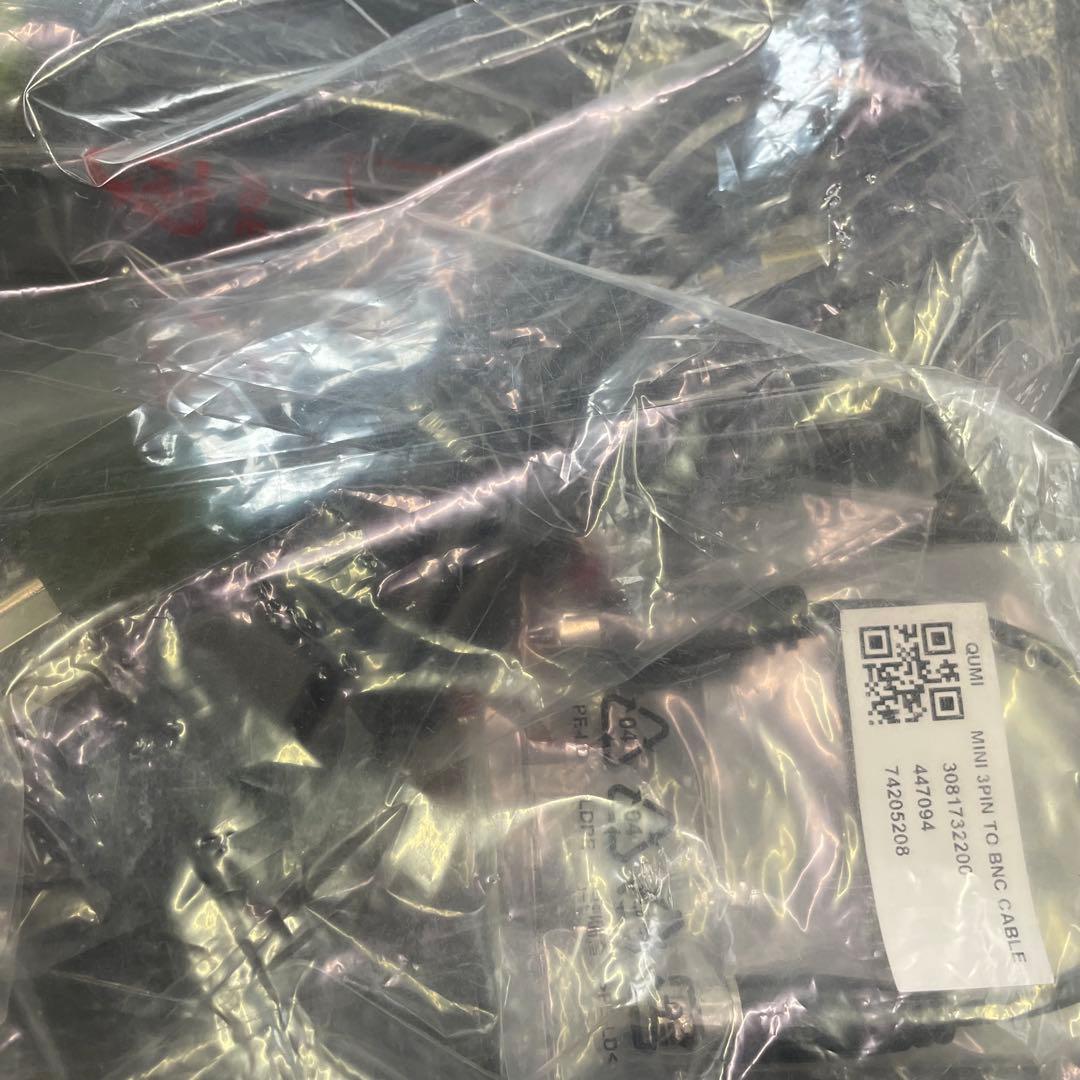 HITACHI LP-WU6500 日立 業務用　プロジェクター本体