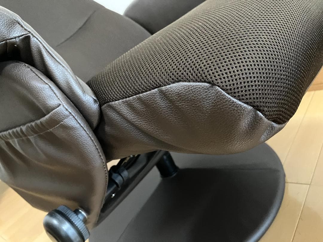 ニトリ パーソナルチェア Dメッシュ オットマン付き