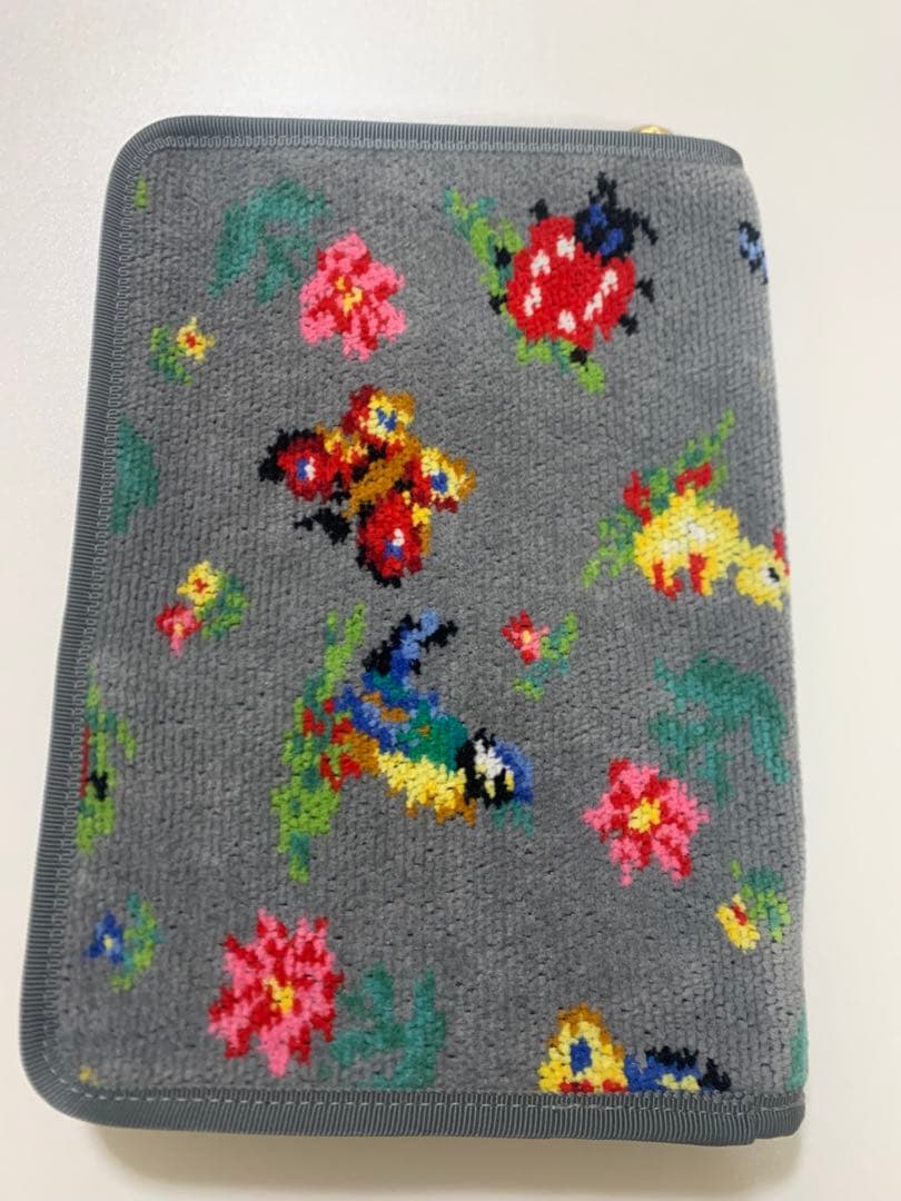 未使用に近い　フェイラー　ハイジ　マルチケース