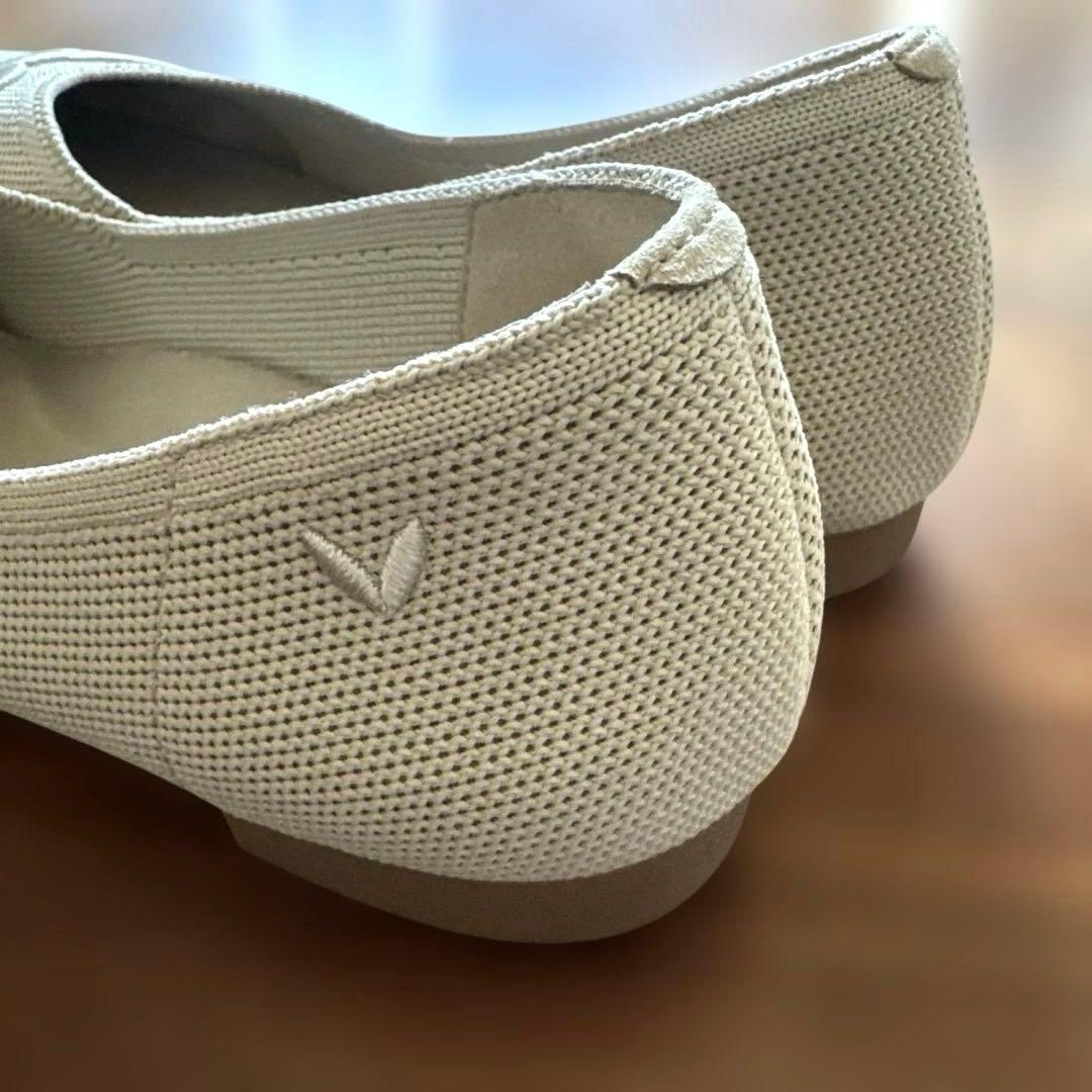 試着のみVIVAIA ポインテッドトゥ フラットシューズ 23.5 24 ビット