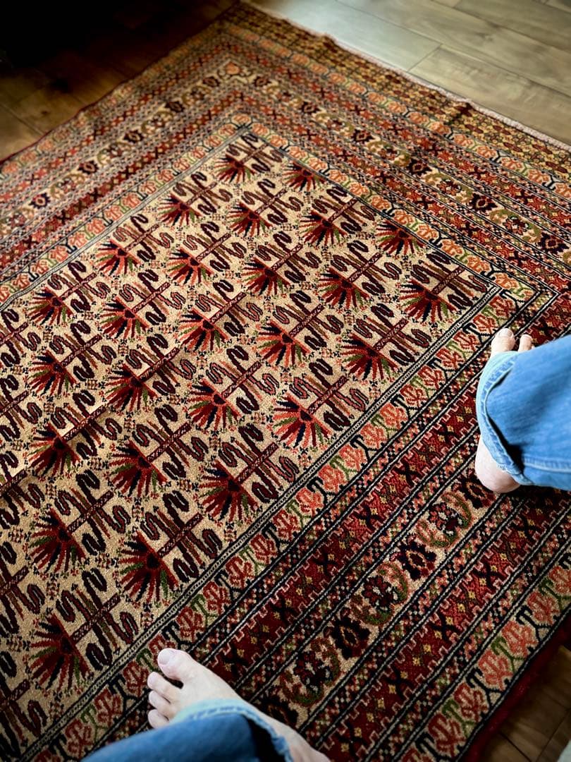 トライバルラグ　ヴィンテージラグ　アフガンラグ　バルーチ族　プリミティブアート
