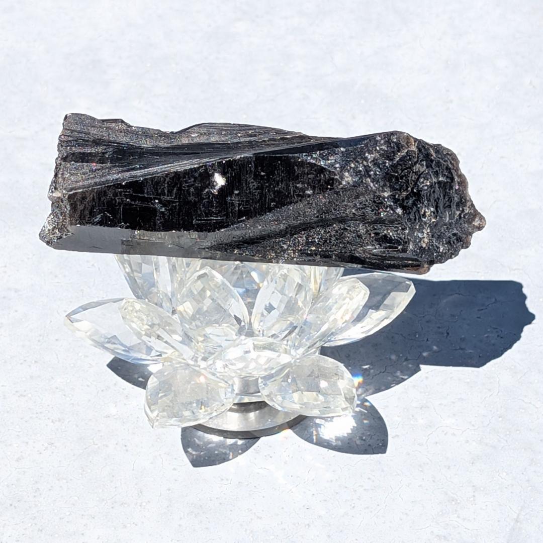 一点物 モリオン原石 山東省産 黒水晶 130g 成長線が著しい 邪気払いの石