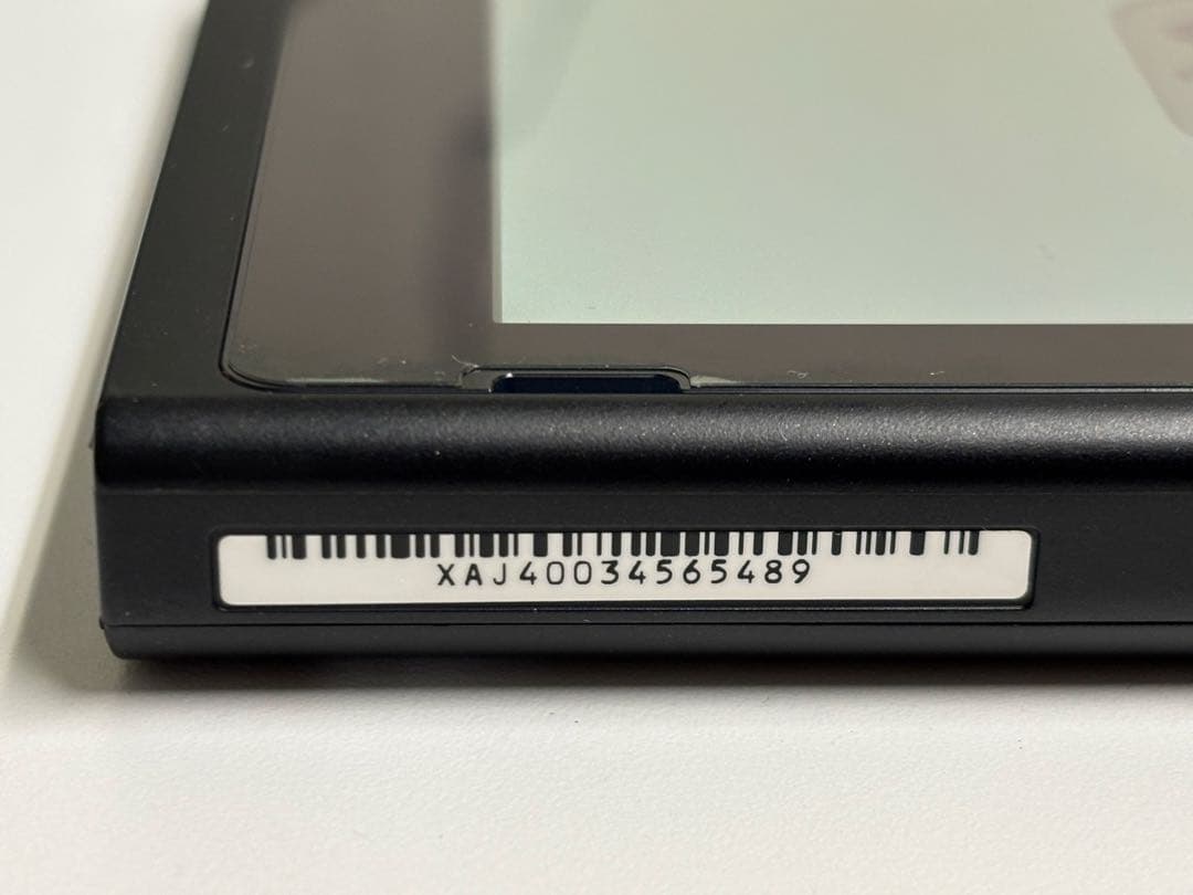 Nintendo Switch 本体 joyコントローラー無し　中古品