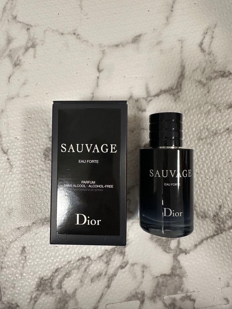 Dior SAUVAGE EAU FORTE 60ml アルコールフリー