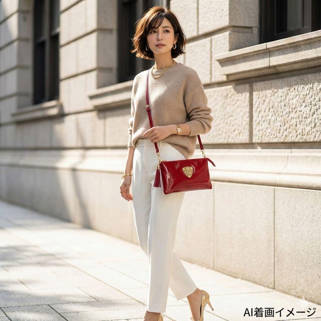 ✨美品✨アタオ ブーブー ショルダーバッグバッグ ウォレット ロゴ レディース