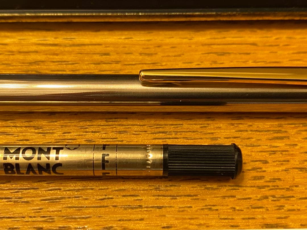 【美品】MONTBLANC モンブラン ノック式ボールペン ノブレス