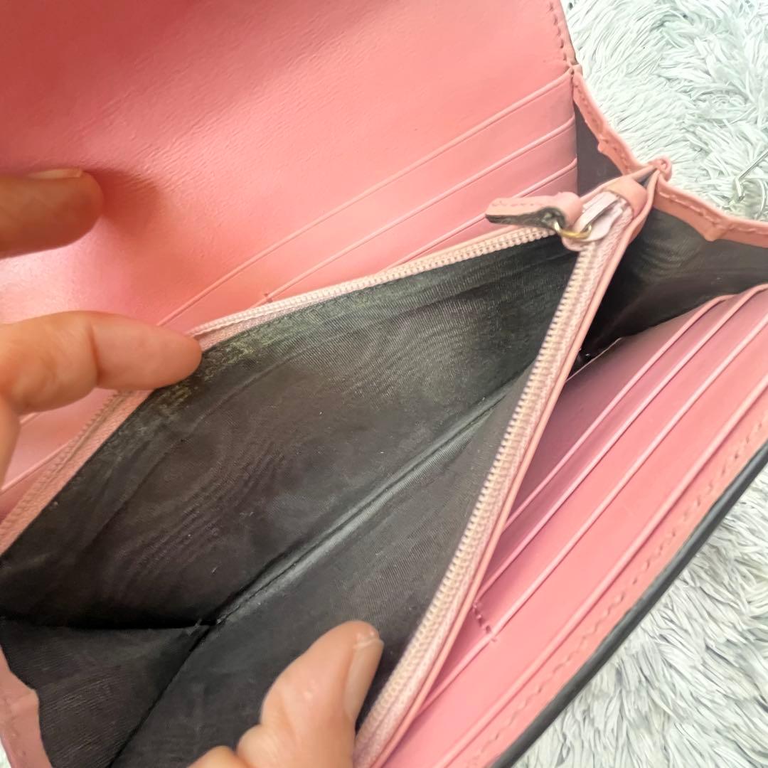 美品✨GUCCI シマ　くすみピンク　長財布　レディース