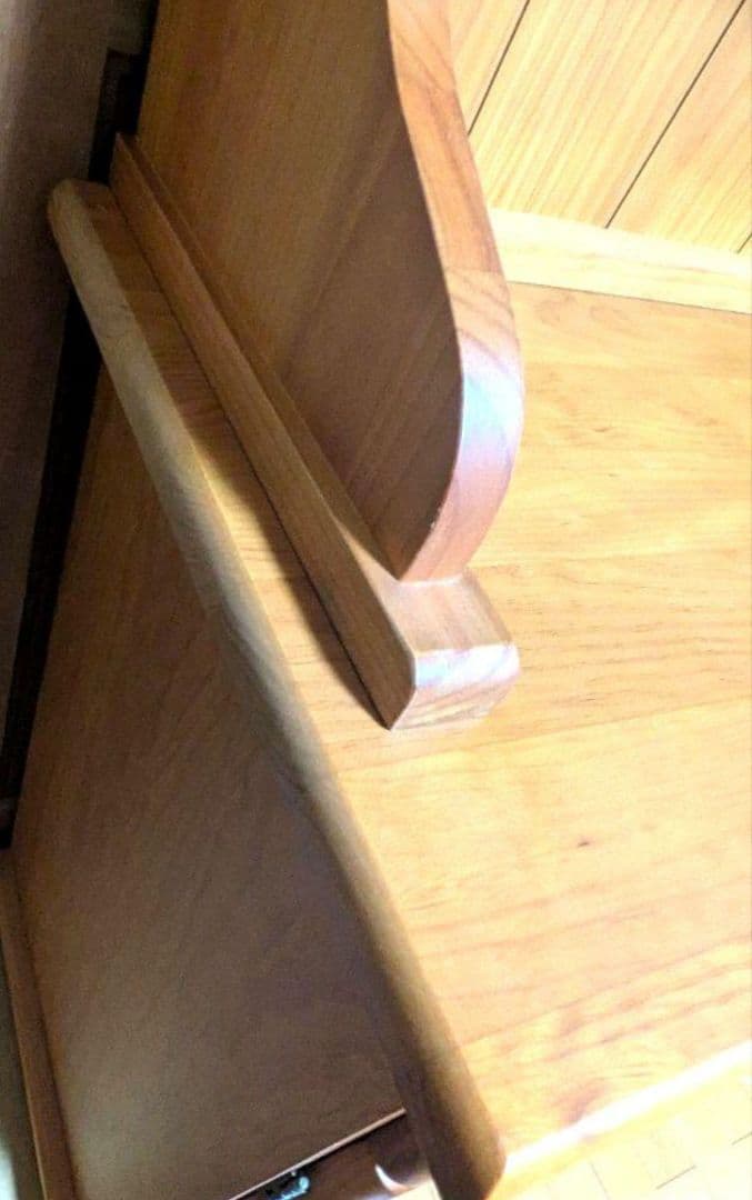 ゴンゴン　フランスベッド　Ticaカントリー　食器棚　カップボード♪