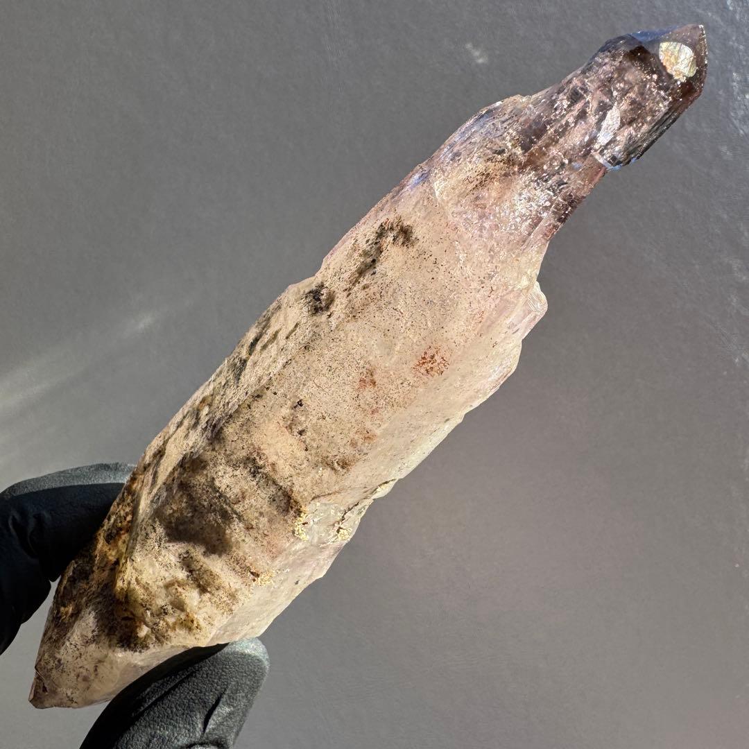 ワンドのようなシャンガンアメジスト ジンバブエ産 原石 鉱物標本