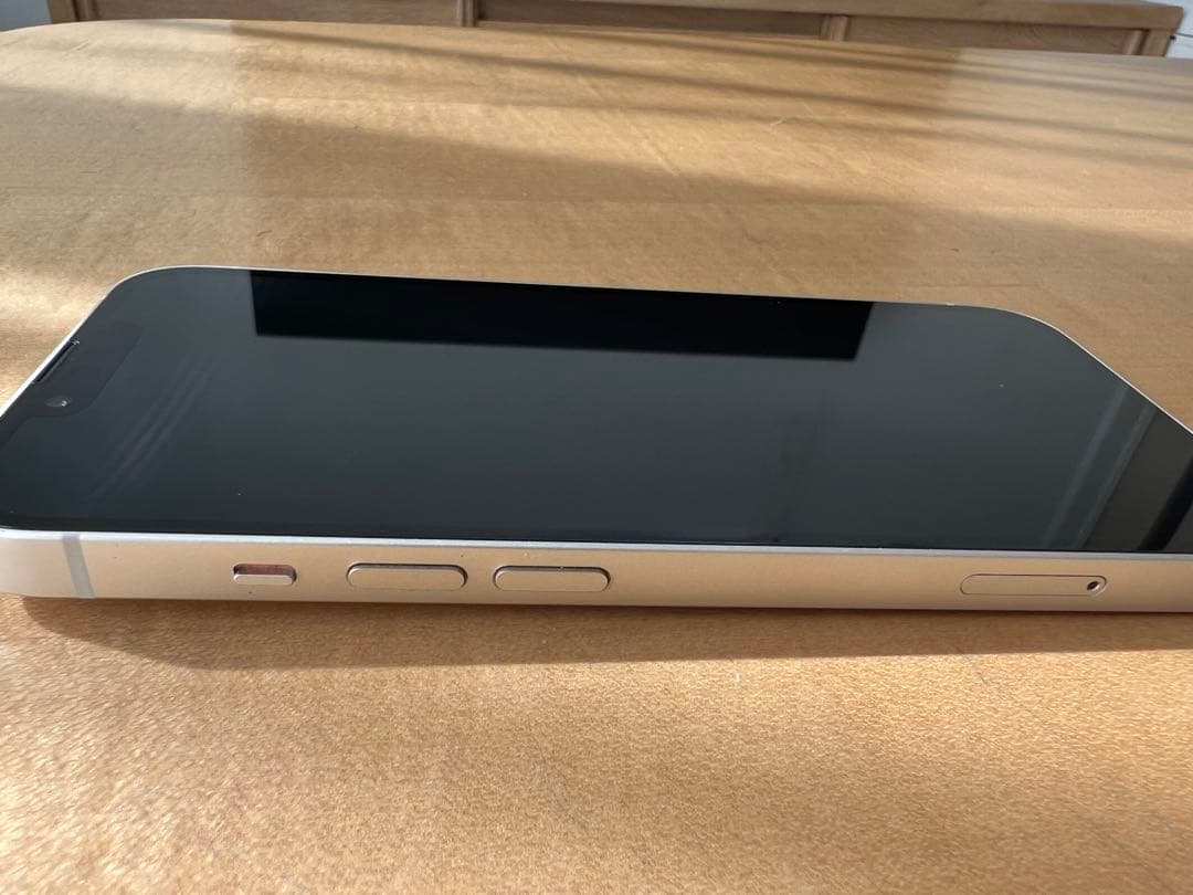 Apple iPhone 13 ホワイト 本体　89% スターライト　256