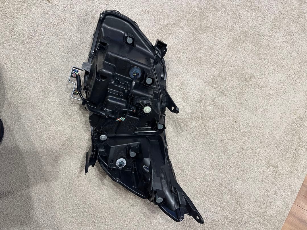 トヨタ ヴォクシー 80 後期 純正 ヘッドライト