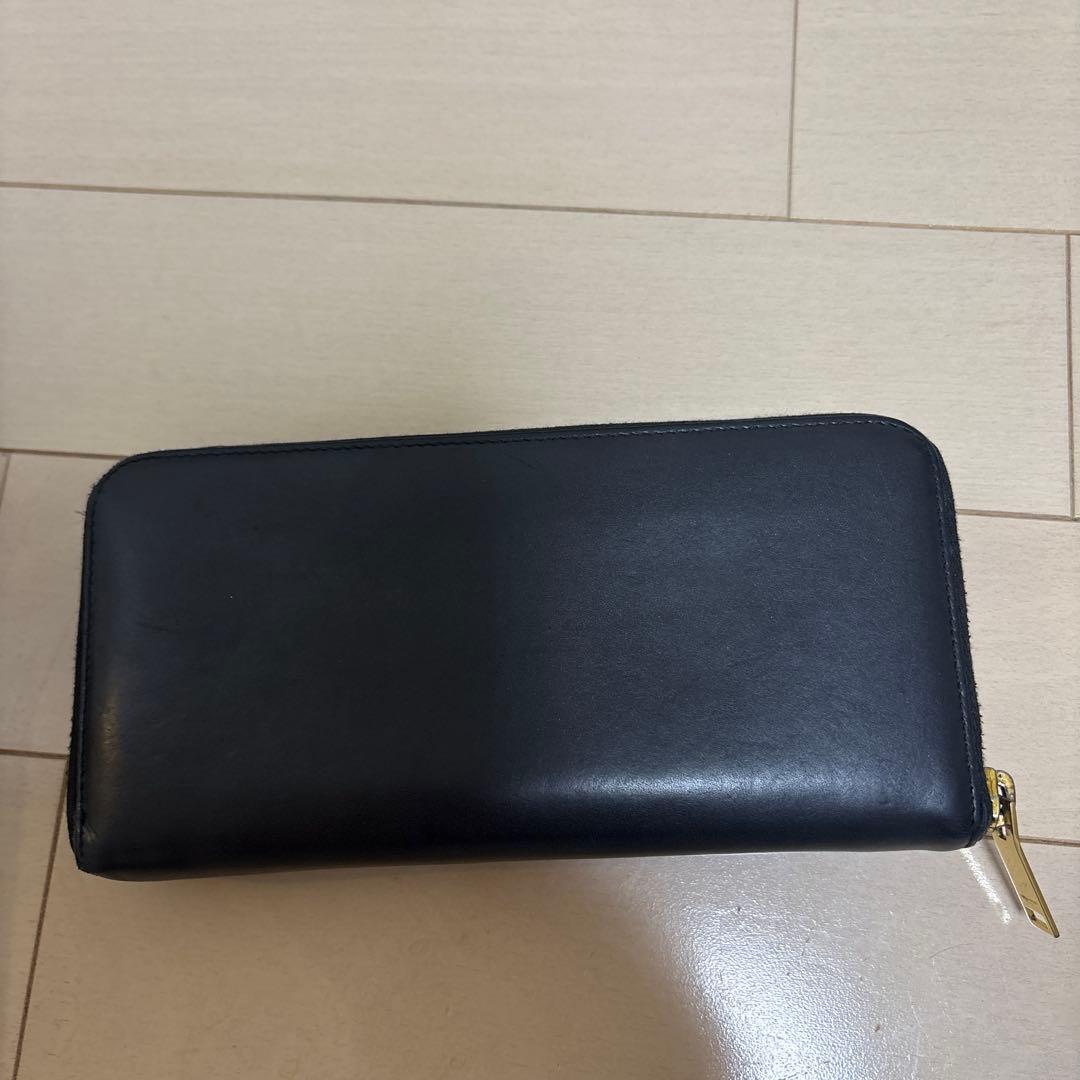 さしゃSAINT LAURENT スタッズ 長財布