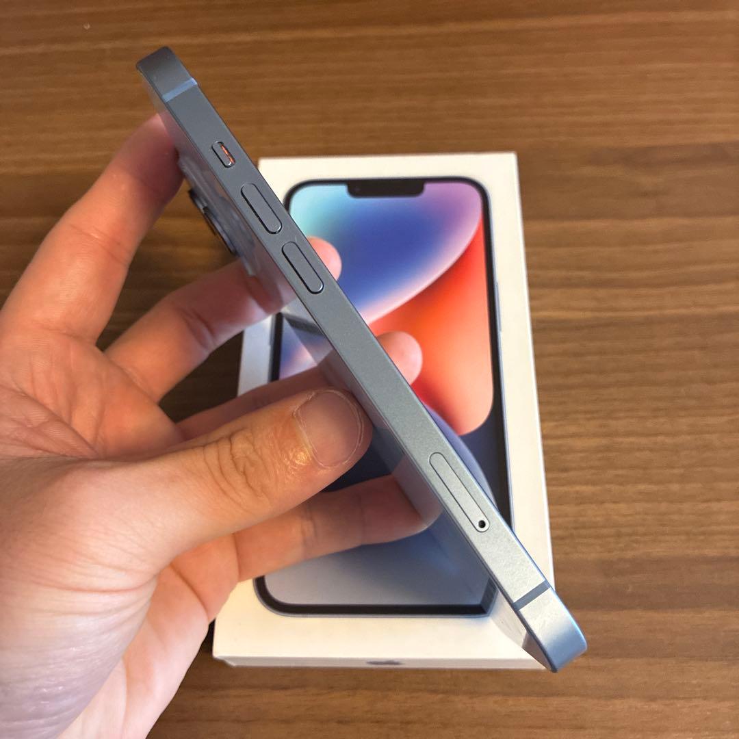 【付属品新品】Apple iPhone 14 128gb SIMフリー ブルー