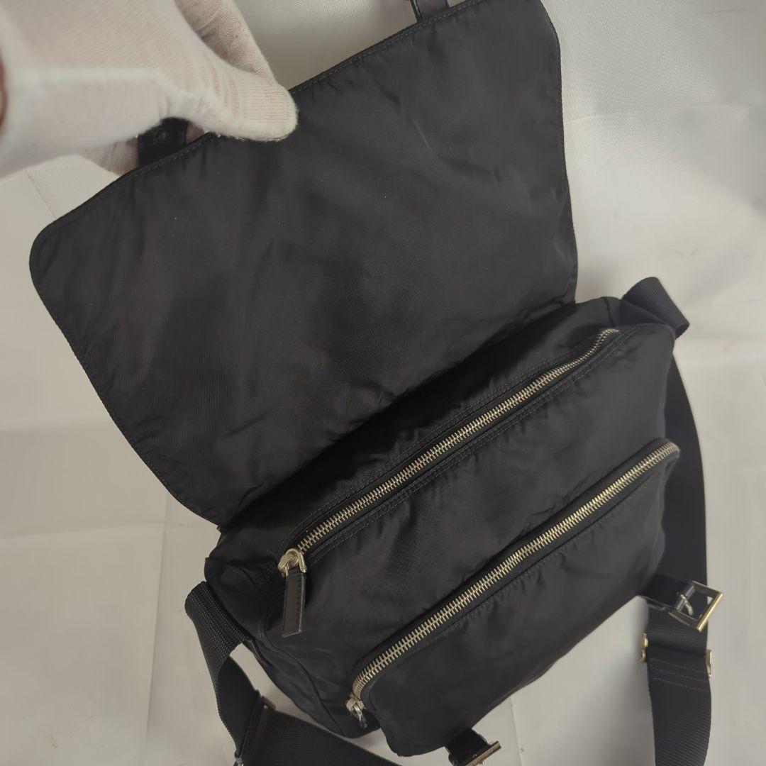 PRADA プラダ ナイロン ショルダー メッセンジャーバッグ プレート ロゴ