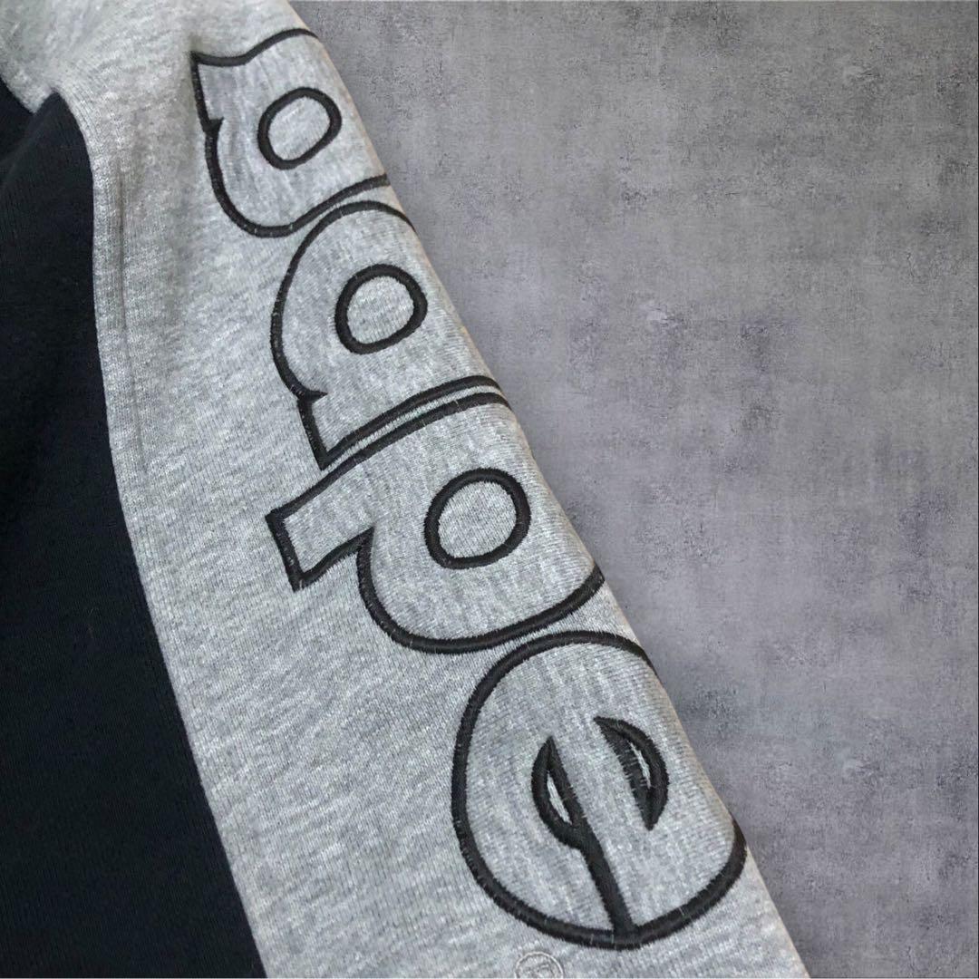 A BATHING APE アベイシングエイプ　スウェット　スタジャン　猿タグ