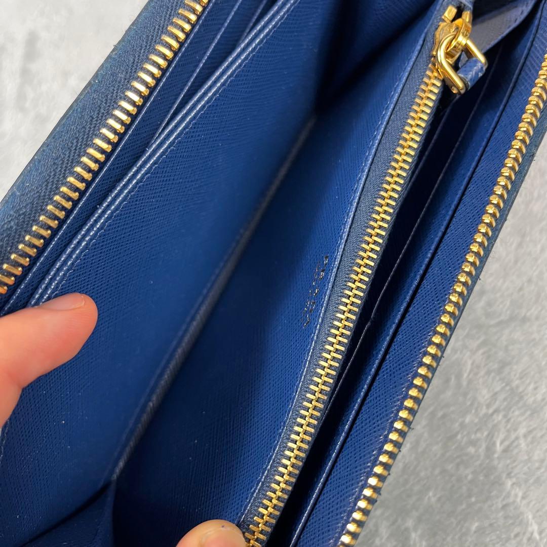 Prada プラダ 長財布 ラウンドファスナー ネイビー 1ML506