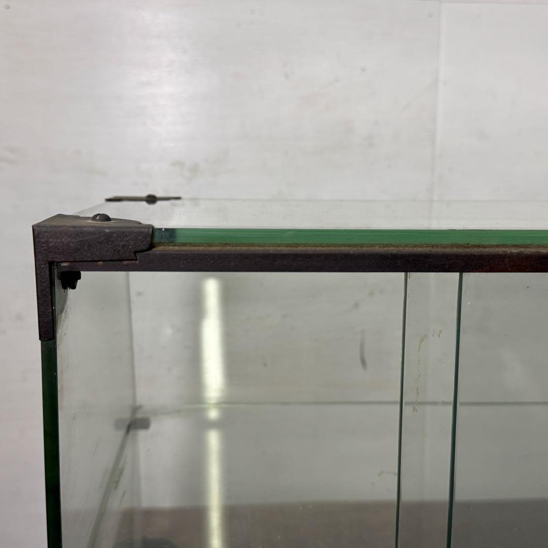 昭和レトロ ガラスケース 卓上 前面 斜め アンティーク ショーケース 陳列棚