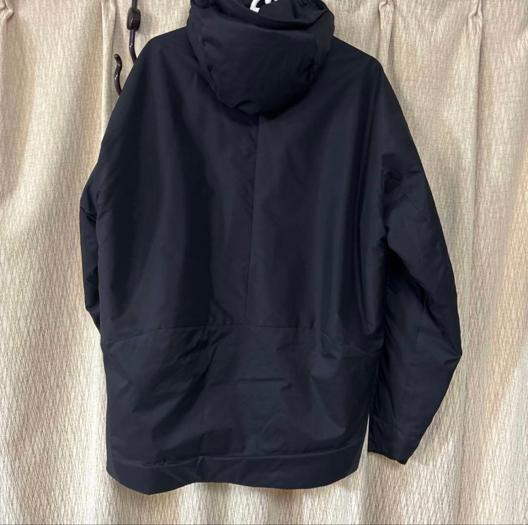 DESCENTE ALLTERRAINオルテライン　インシュレーションパーカー