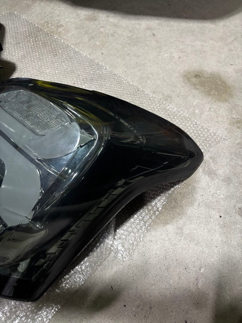 スイフトスポーツ ZC33S ヴァレンティ LEDテールランプ　左右セット