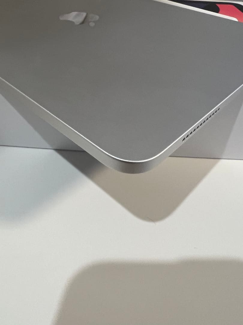 iPad Air4(第4世代) 64GB シルバー Wi-Fi バッテリー97%