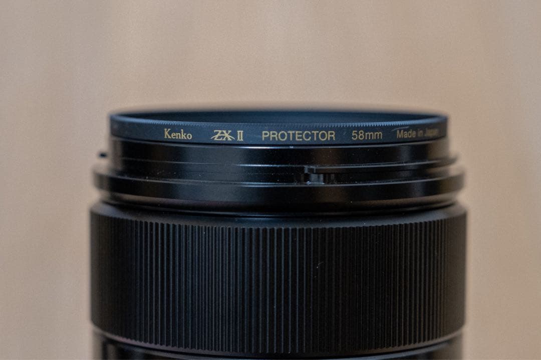 FUJIFILM XF33mm F1.4 単焦点レンズ　純正メタルフードつき