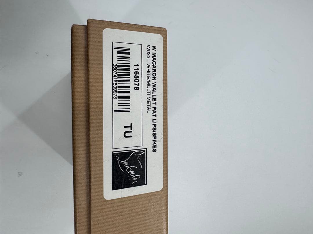 希少/美品/Christian louboutin /マカロン リップ 長財布