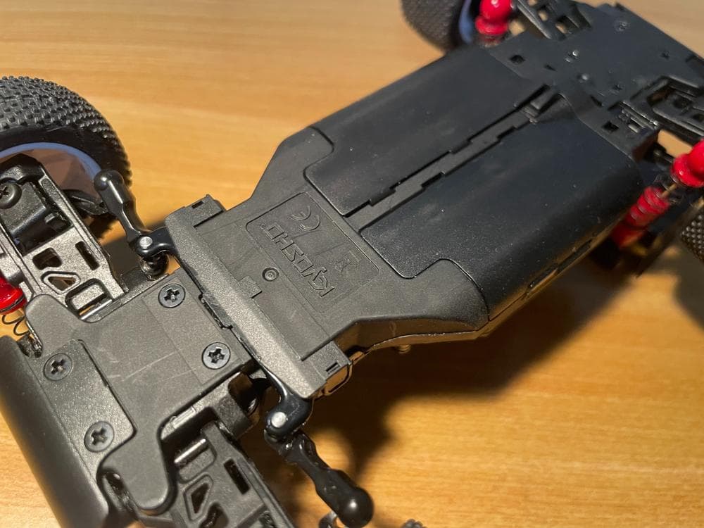 「京商」ミニッツバギー シャーシ「箱入」