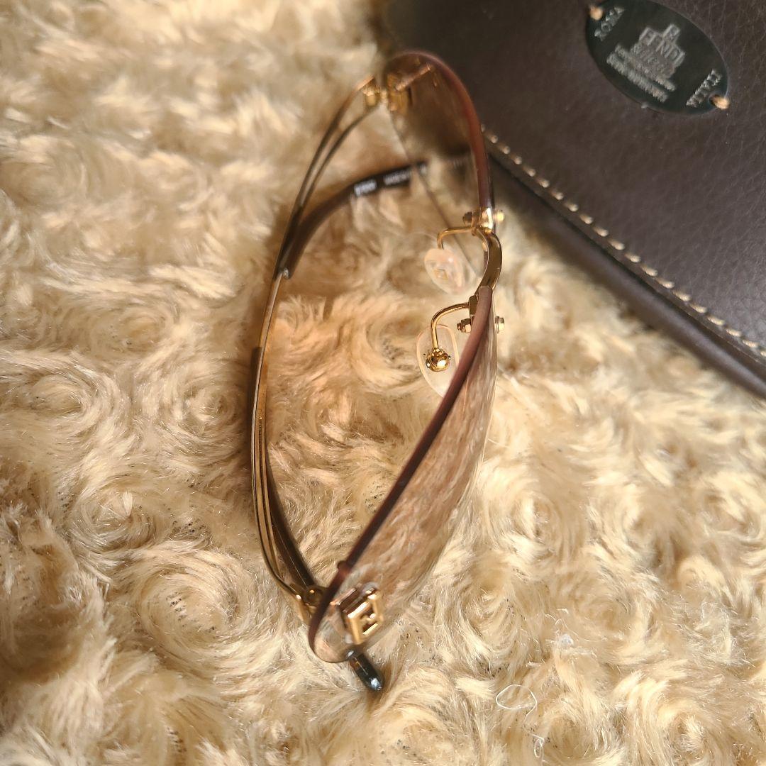縁なし希少【FENDI】フェンディサングラス