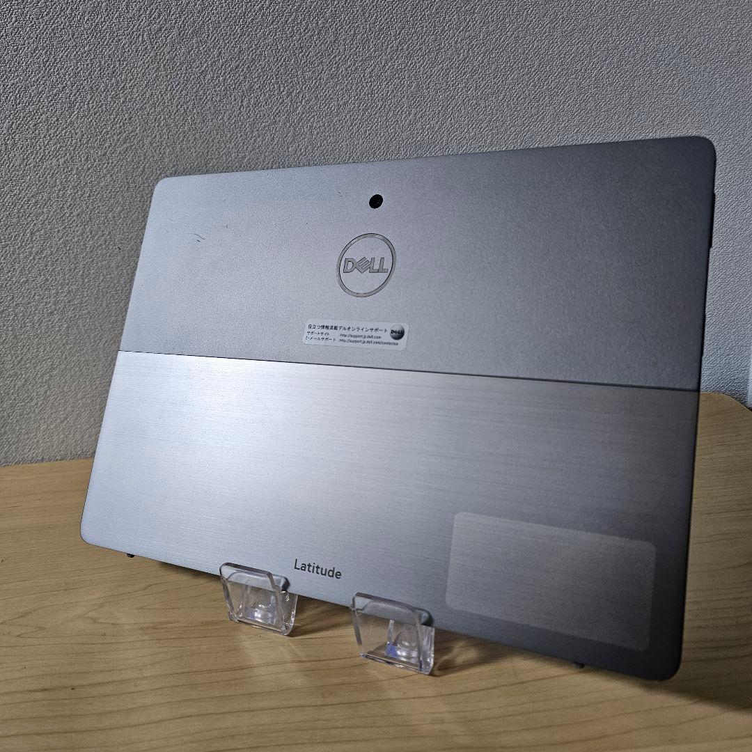 Latitude 7210 2in1／Surface Pro7 ライバル機　i7