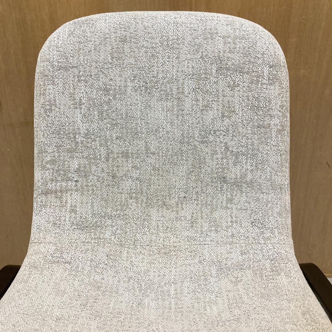 フクラ　カフル　CUFUL　現行モデル ダイニングチェア　椅子　アームレス　A