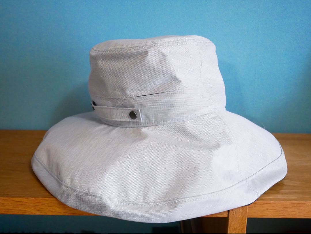 【美品】サンバリア100 トラベルハット