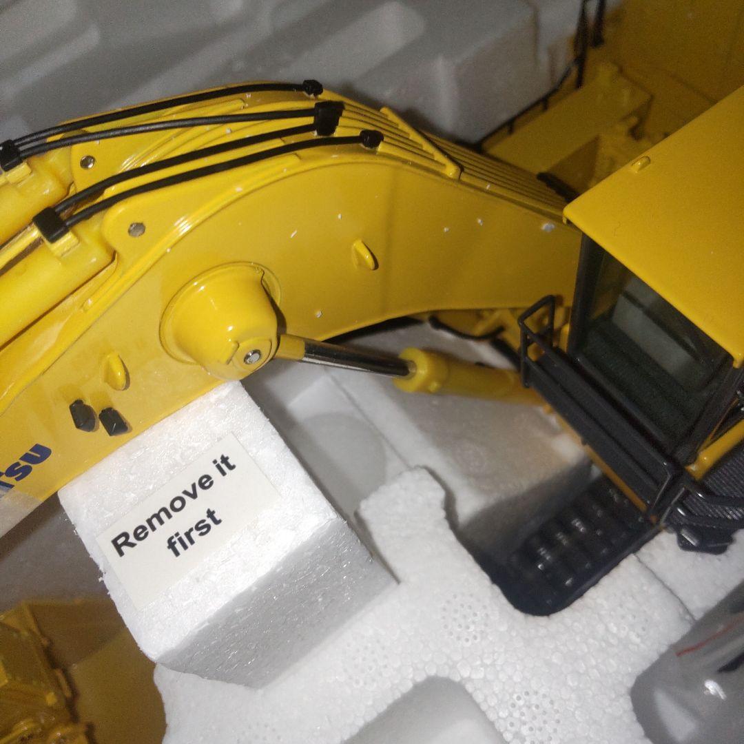 コマツ建機　PC2000-8 BACKHOE 　1/50 ケンクラフト製