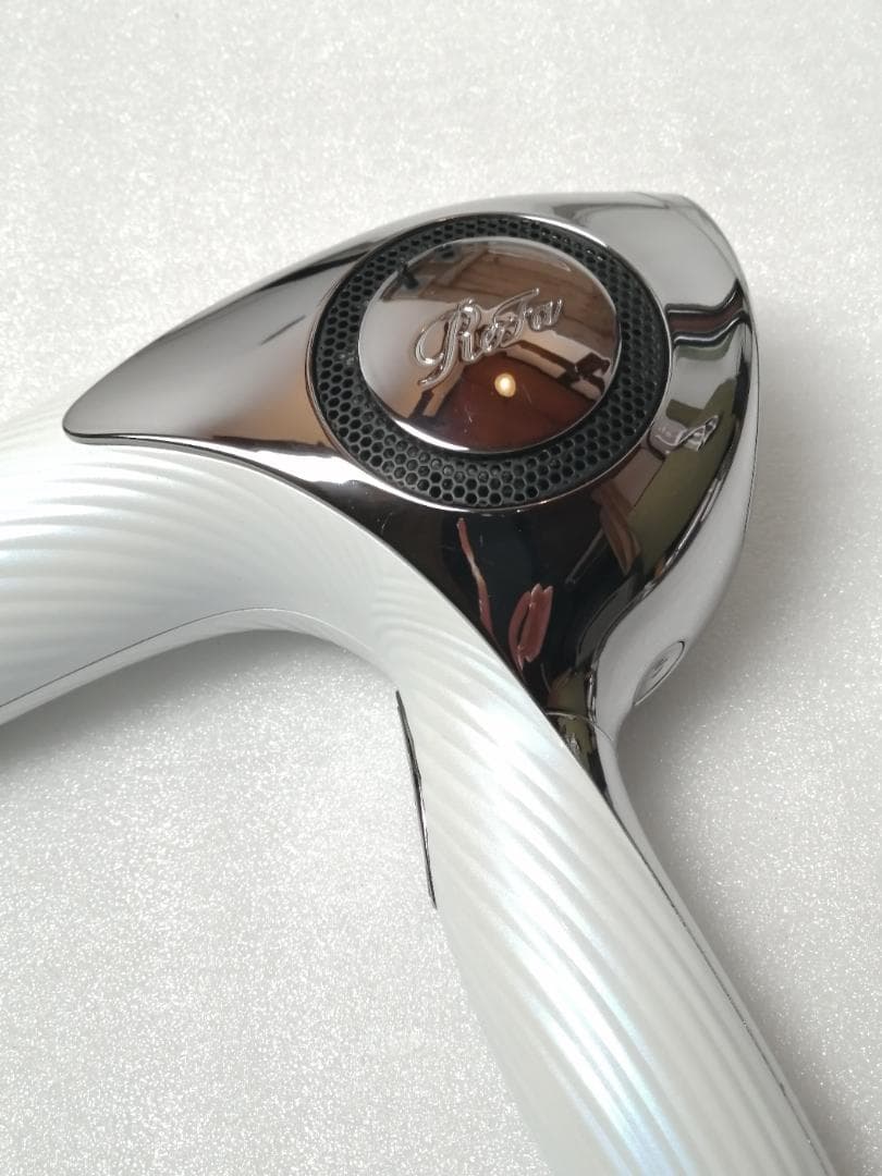 17 ReFa リファ　ヘアドライヤー　ホワイト