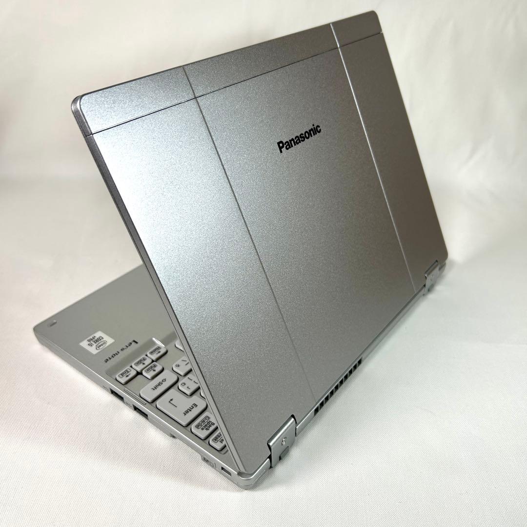 超美品 Panasonic Let's note QV9 LTE 16GB i5