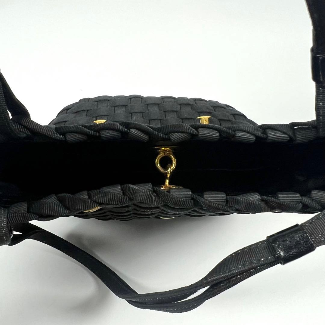 状態良好 サルヴァトーレ・フェラガモ ミニ カゴバッグ イタリア製 ブラック