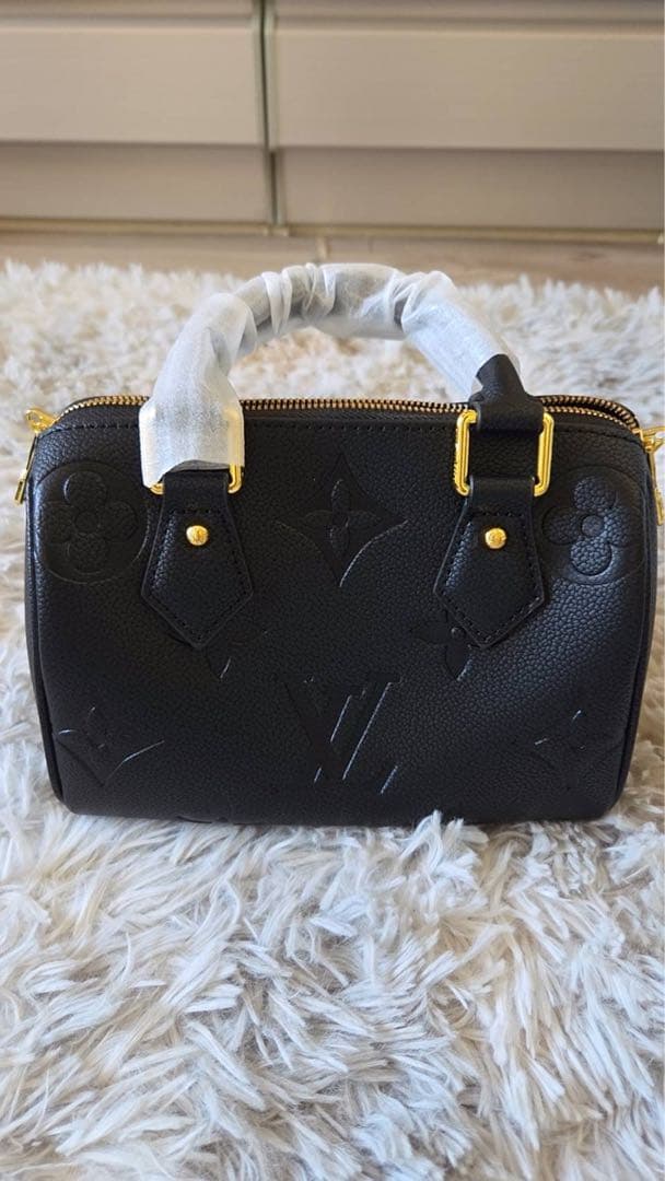 【未使用・交渉可能】ブラック レザー ショルダーバッグ 女性用