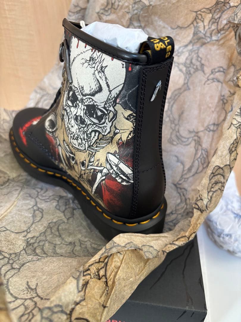 Dr.Martens 1460 llica Skull UK8 8ホール