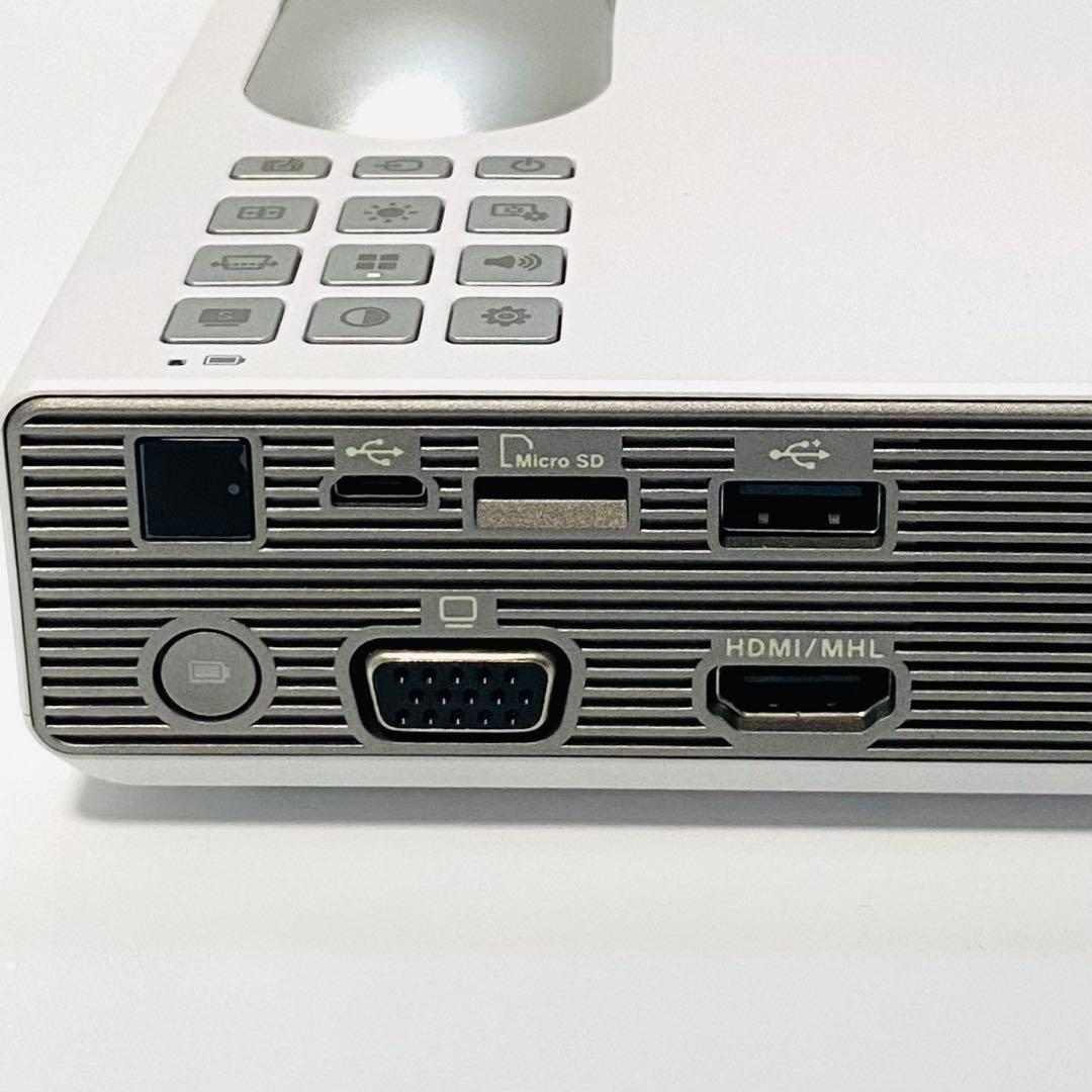 美品 ASUS 高輝度 モバイルバッテリー内蔵小型プロジェクター P3B