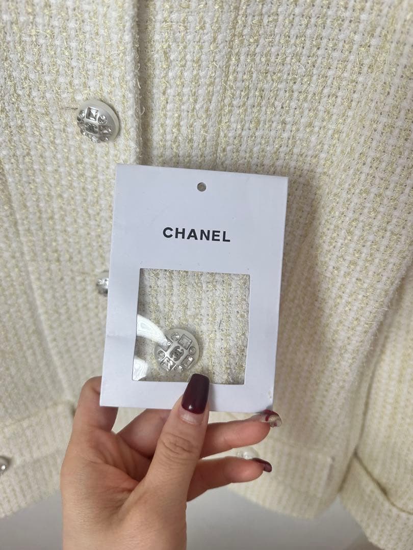 シャネル　ノーカラージャケット ホワイト　おまけ付き