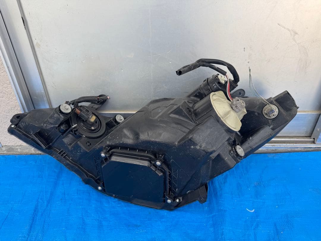 トヨタ エスティマ ACR30W ACR40W 後期 HIDヘッドライト 左右