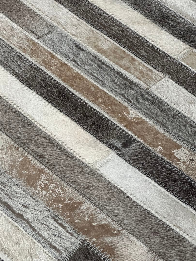 【東京都内23区配送無料】定価12万　カーペット　絨毯　ラグ　牛革　パッチワーク