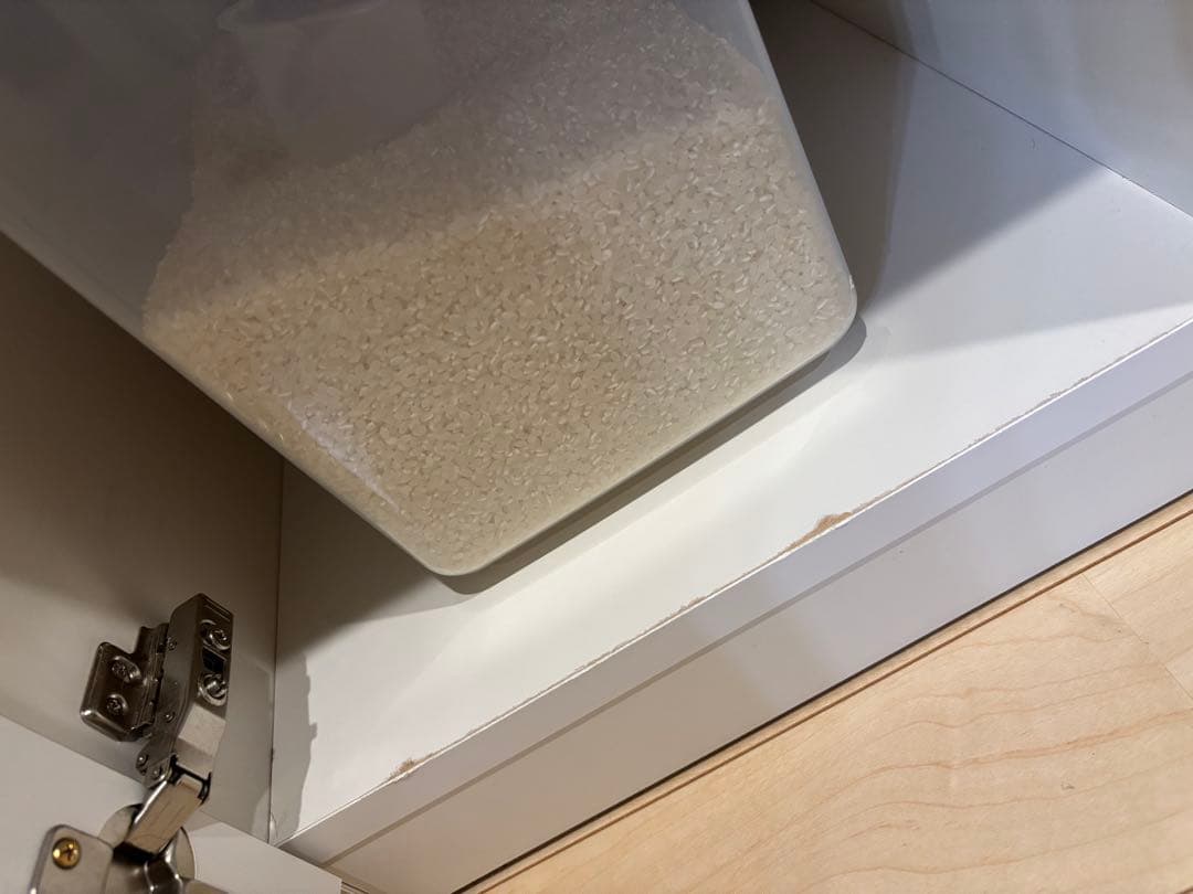 ホワイト食器棚