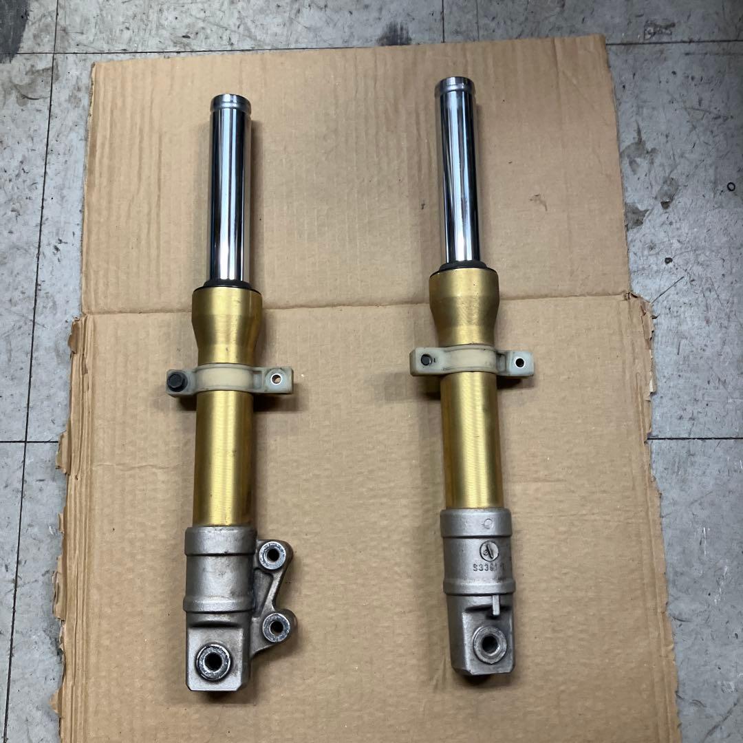 SUZUKI ZZ フロントサスペンション