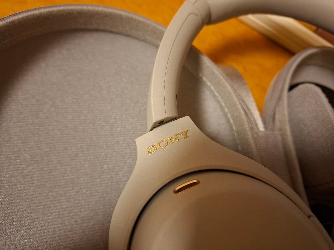 SONY WH-1000XM4 ワイヤレスヘッドホン グレー ケース付き