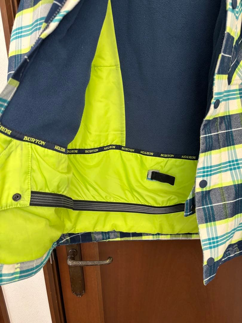 【バートン】キッズLサイズ　スノーボードウェア　上下150cm〜163cm