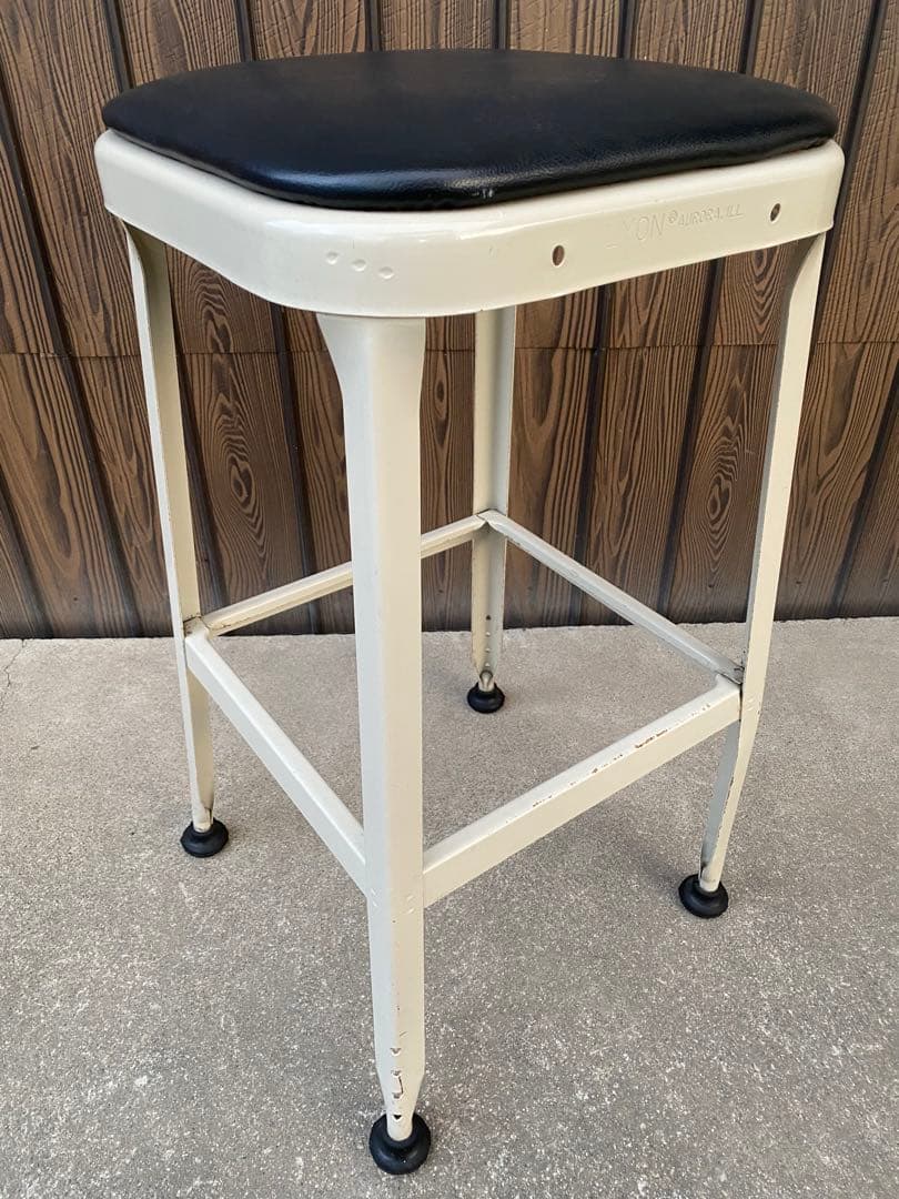 Lyon ハイスツール　パシフィックファニチャーサービス P.F.S リヨン