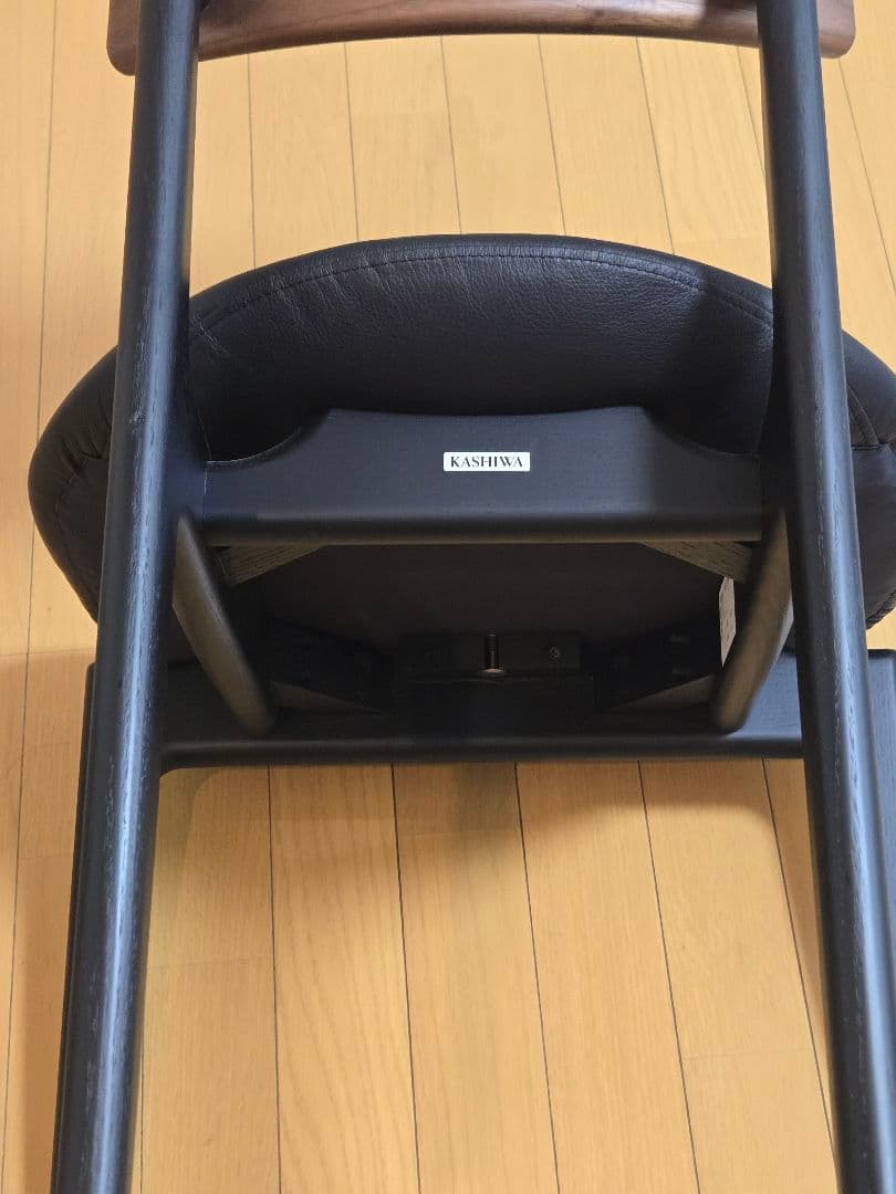 1脚分★柏木工 CHICシック サイドチェアダイニングチェア黒革椅子在庫2脚